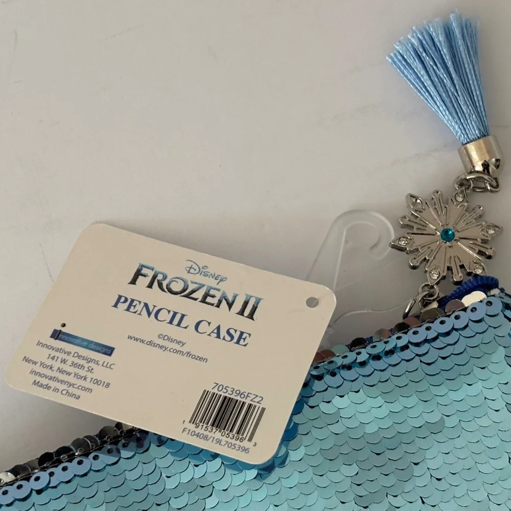 Disney Frozen II (15 Days Of Socks Kid's L / 3-10) Advent Calendar & Pencil Case